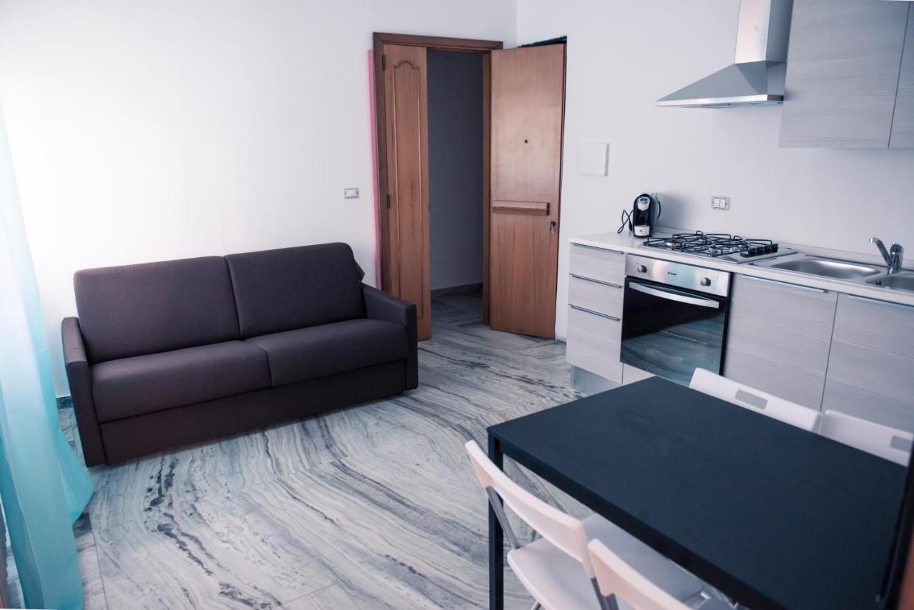 Thomas'S Home - Appartamento A Comiso Exteriér fotografie